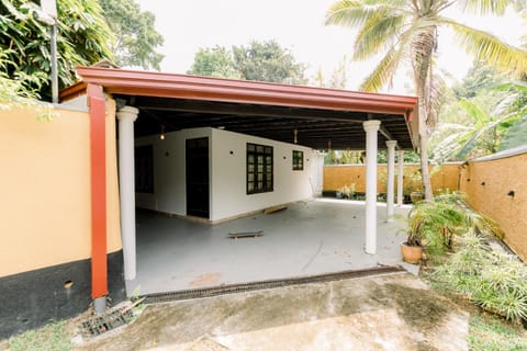 Property building, Garden, Garden view