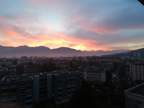 City view, Mountain view, Sunrise