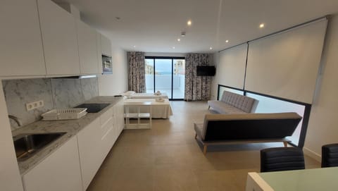 hostal San luis apartamentos Apartment in San Luis de Sabinillas