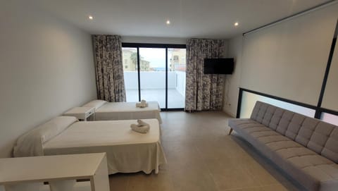 hostal San luis apartamentos Apartment in San Luis de Sabinillas