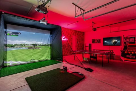 Darts, Game Room, Game Room, Table tennis, TV and multimedia, Kitchen or kitchenette, Dining area