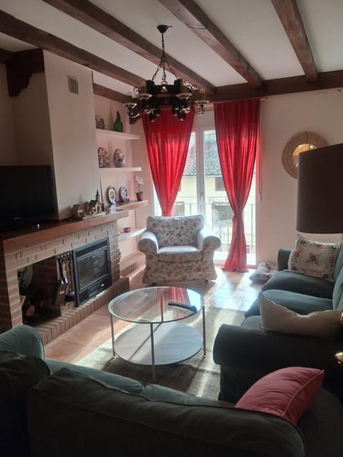 Communal lounge/ TV room