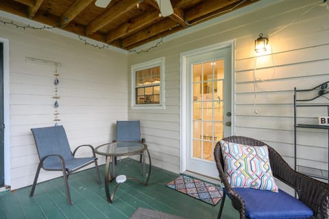 Charming Port Royal Duplex – Walk to Shops & Sands Beach House in Port Royal