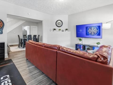 Prime Downtown Indy House Close to DT Indy House in Indianapolis