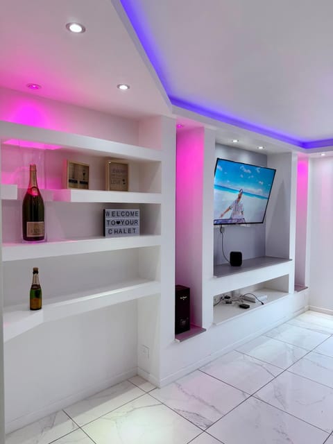 TV and multimedia, Living room