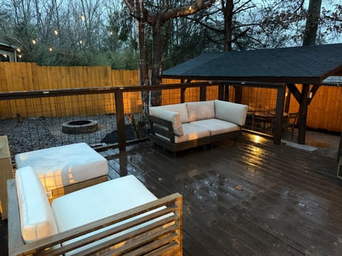 Patio, Day, Natural landscape, View (from property/room), Balcony/Terrace, Seating area