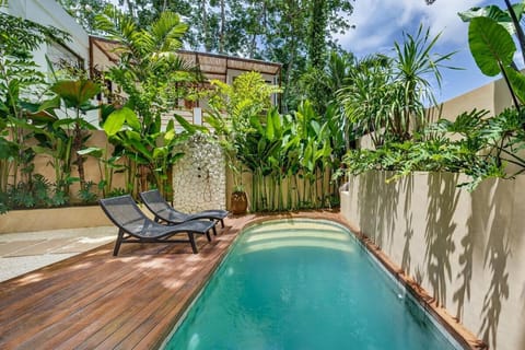 Balcony/Terrace, Swimming pool