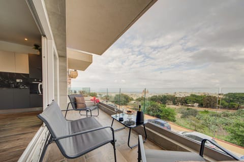 Day, Natural landscape, View (from property/room), Balcony/Terrace, Seating area, Sea view