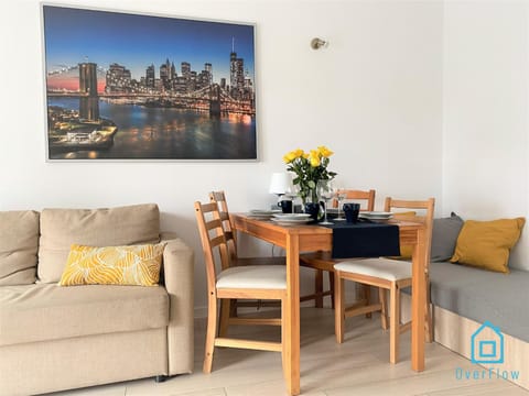 Milky Apartment with Balcony - 3 km to Baltic Sea Apartment in Gdansk