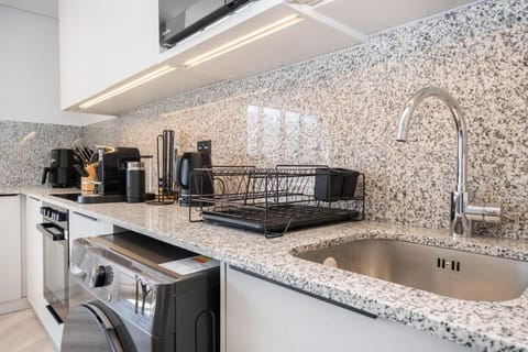 216 Paarl Lux 1 Bdrm Apt with Parking and AC Apartment in Cape Town