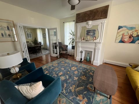 Communal lounge/ TV room, Living room