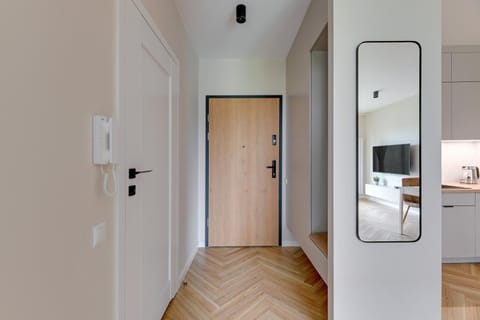 TV and multimedia, Kitchen or kitchenette, Photo of the whole room, wardrobe