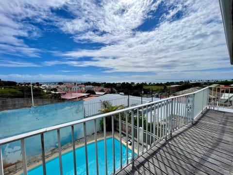 Day, View (from property/room), Balcony/Terrace, Pool view, Swimming pool, Swimming pool
