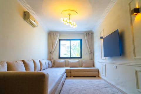 TV and multimedia, Living room, air conditioner
