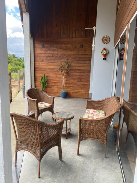 BBQ facilities, Seating area, Dining area