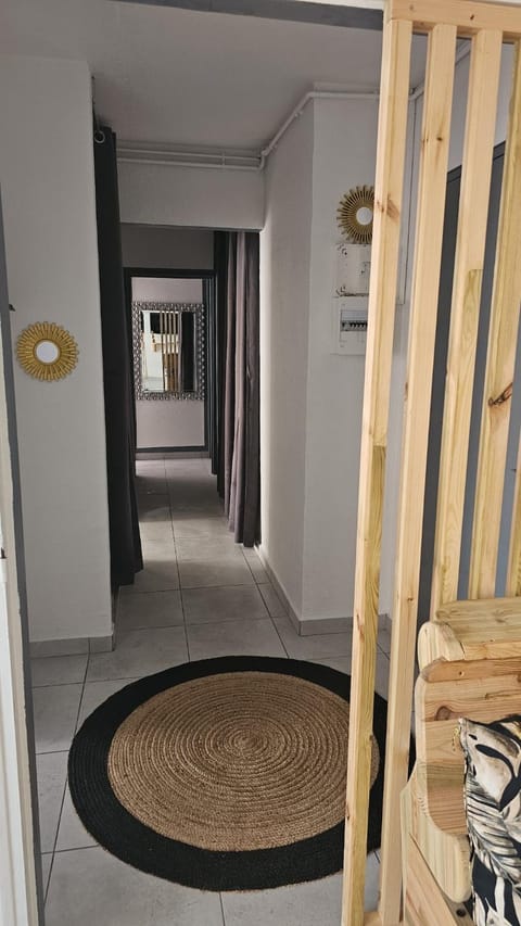 Appartement spacieux, chaleureux et calme Apartment in Les Abymes