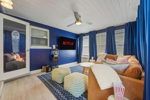 Resort Style Backyard Pool Hot Tub Games House in Bay Pines