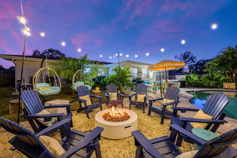 Resort Style Backyard Pool Hot Tub Games House in Bay Pines