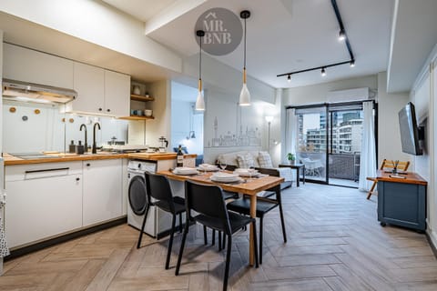 TV and multimedia, Dining area