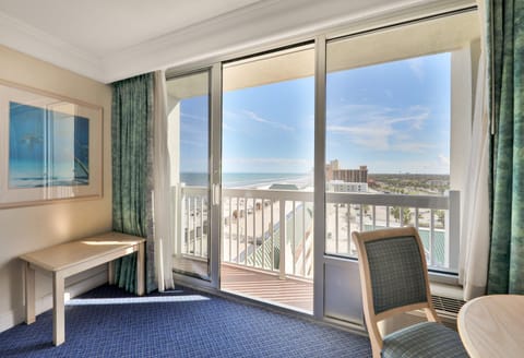 View (from property/room), Balcony/Terrace, Living room, Seating area