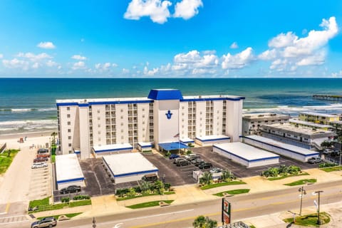 Property building, Day, Beach