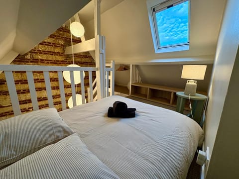 Logement de charme 4 pers Stationnement gratuit Apartment in Arras