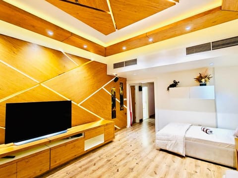 La Vista Home Stay with Parking Apartment in Ajman