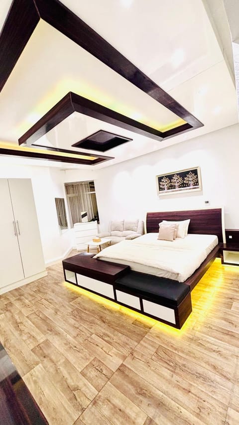 La Vista Home Stay with Parking Apartment in Ajman