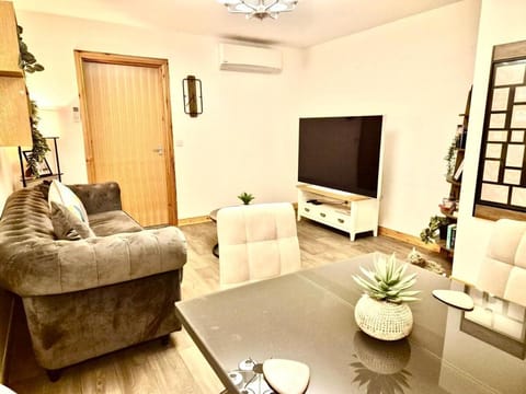 Esviken 3 in the heart of Kirkwall House in Scotland