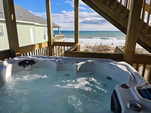 Shore Bet House in Surf City