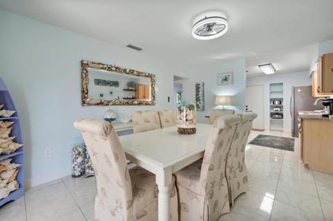 Coral Cove 3 Bed 2 Bath Pool Home in Melbourne House in Melbourne