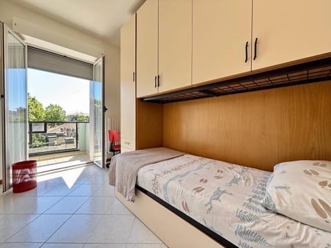 Bellavista Beach Apartments Viale Trieste Pesaro Apartment in Pesaro