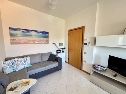 Bellavista Beach Apartments Viale Trieste Pesaro Apartment in Pesaro