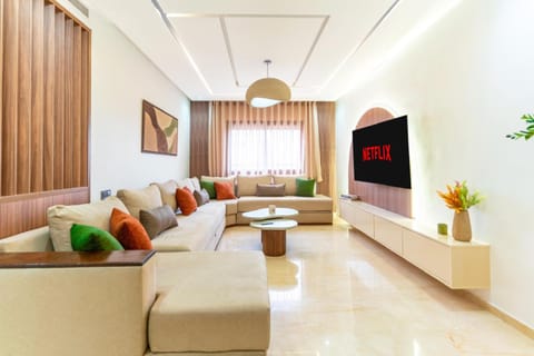 Communal lounge/ TV room, TV and multimedia, Living room