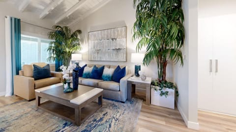 Carlsbad Coastal Retreat House in Carlsbad