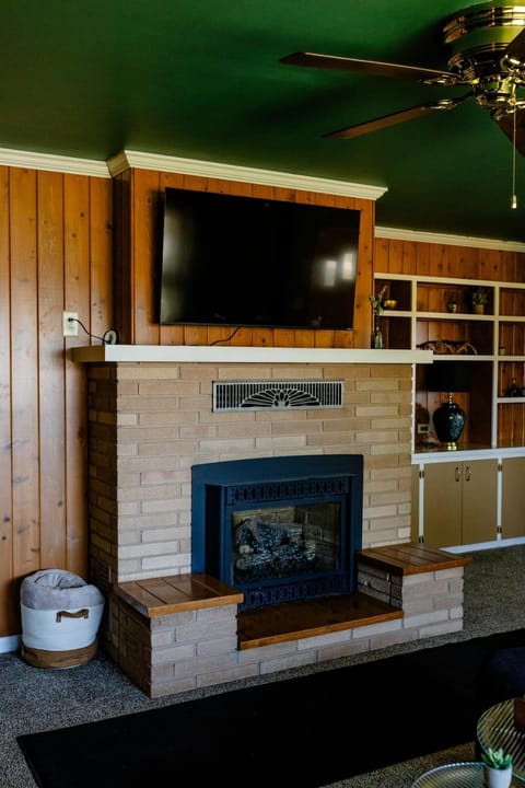 The Meadow- off Taconite Trail House in Tower