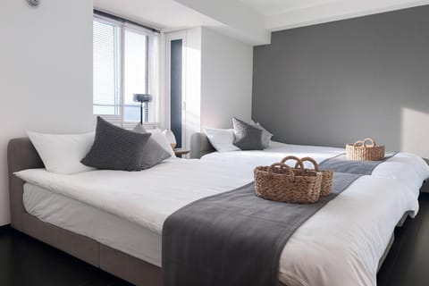 Photo of the whole room, Bedroom