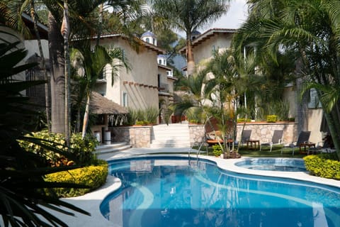 Spring, Day, Garden, Garden view, Pool view, Swimming pool