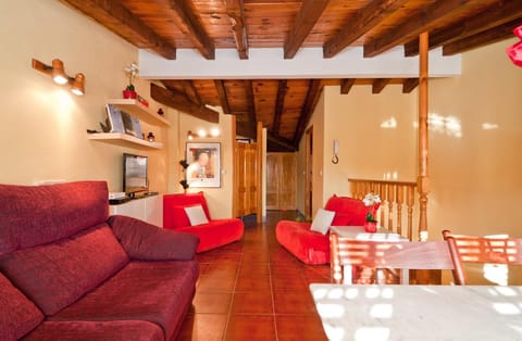 Communal lounge/ TV room, Living room, Lounge or bar