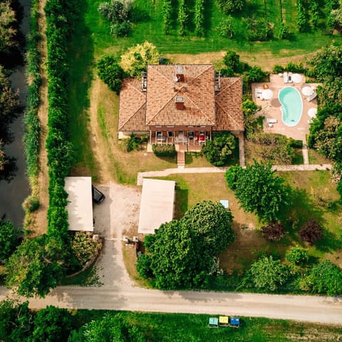 Property building, Bird's eye view, Garden, Garden view, Swimming pool, Inner courtyard view