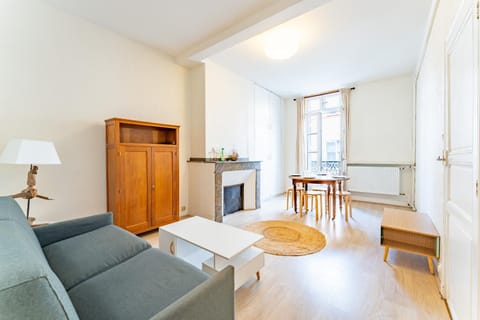 Living room, Seating area, wardrobe