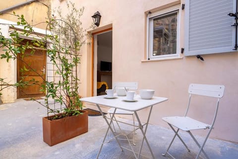 Patio, Seating area, Dining area