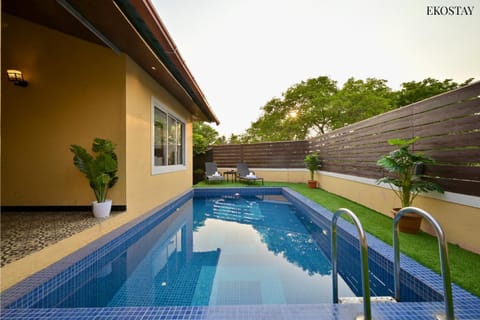 Day, Pool view, Swimming pool