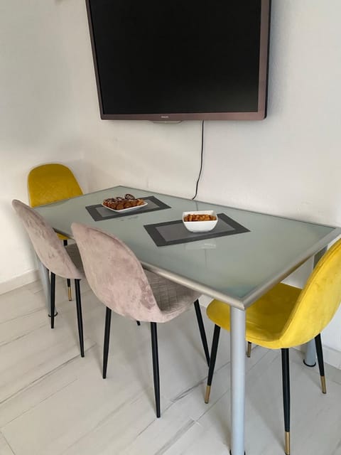 Apartman sa garažom Apartment in Montenegro