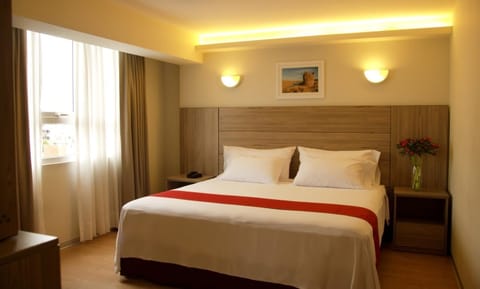 Photo of the whole room, Decorative detail, Bedroom