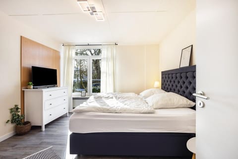 Haus am See House in Hamburg