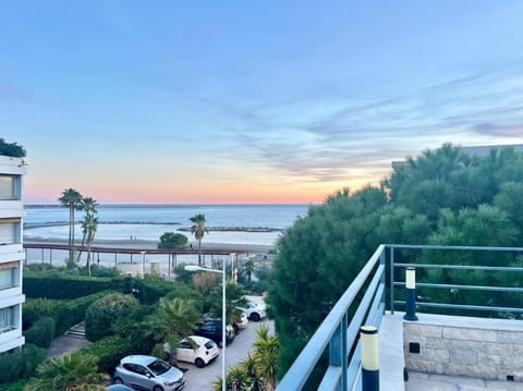 Nid Azuréen – À deux pas de la plage, 6P Apartment in Nice