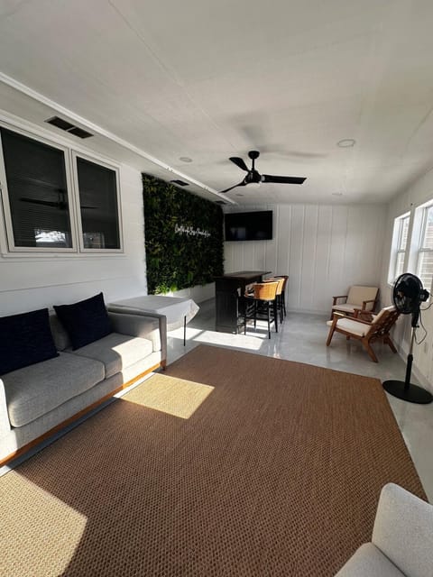 Ankenys Best Hot tub Theatre Room Game Room House in Ankeny