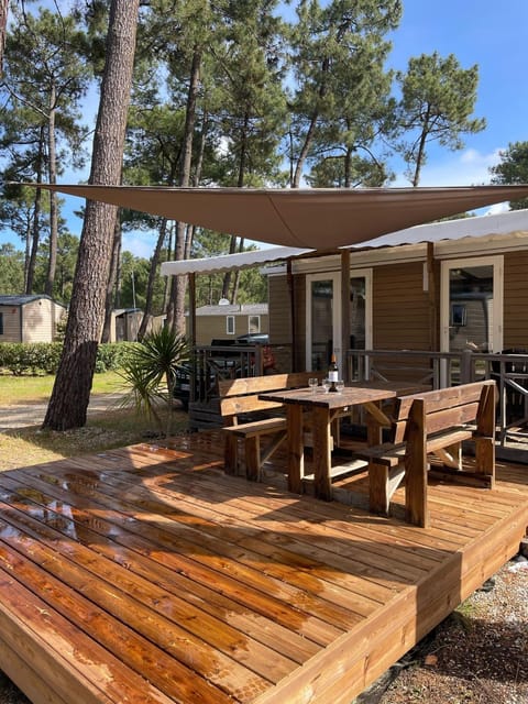 Property building, Patio, Garden view
