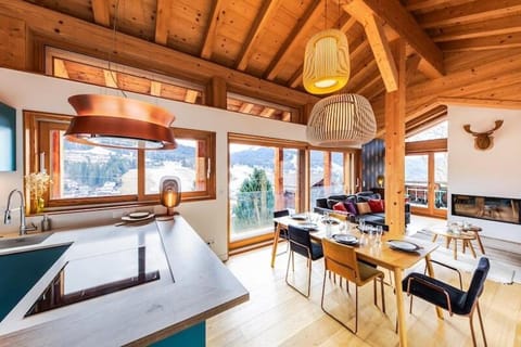 CHALET COCOON | LES GETS | Ski-In/Ski-Out | Chalet design 4 chambres - 8 personnes Chalet in Les Gets